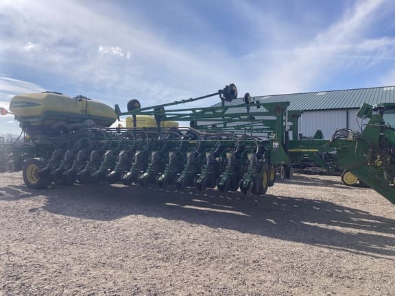 Image of John Deere DB60 equipment image 2