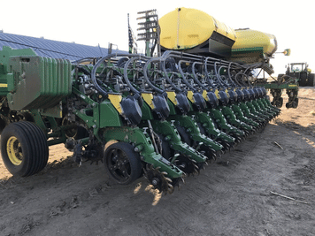 Main image John Deere DB60