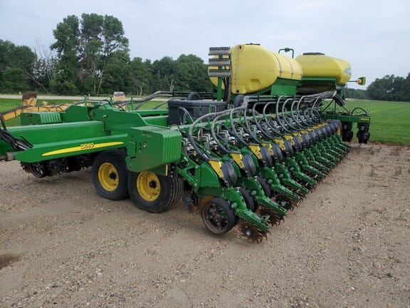 Main image John Deere DB60