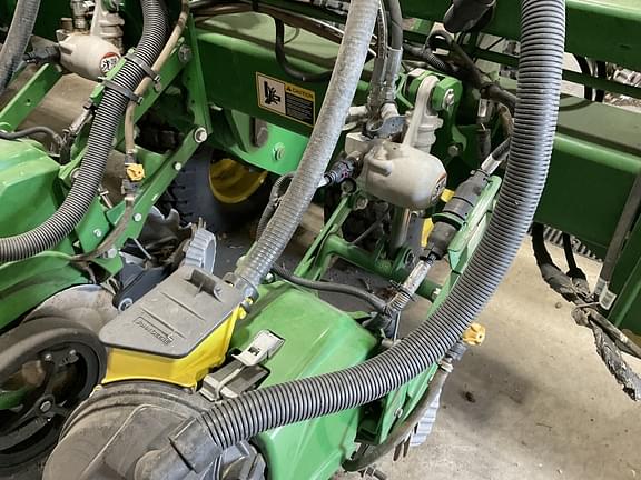 Image of John Deere DB60 equipment image 4