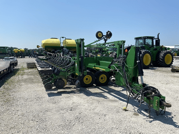 Main image John Deere DB60