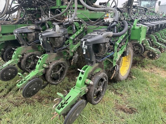 Image of John Deere DB60 equipment image 4