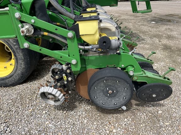 Image of John Deere DB60 equipment image 4