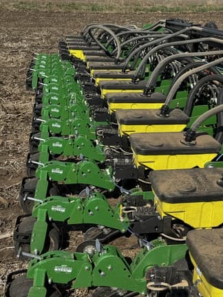 Image of John Deere DB66 equipment image 1
