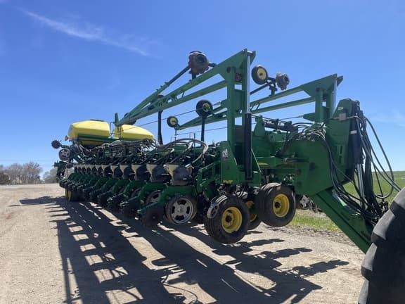Image of John Deere DB80 equipment image 3