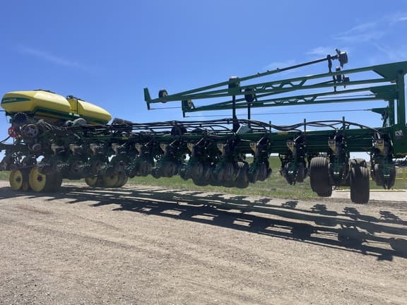 Image of John Deere DB80 equipment image 4