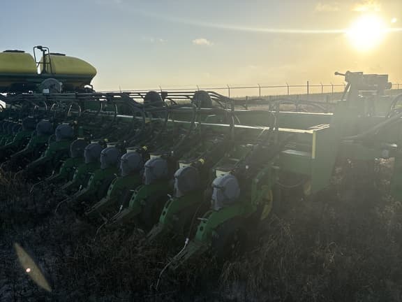 Image of John Deere DB80 equipment image 2