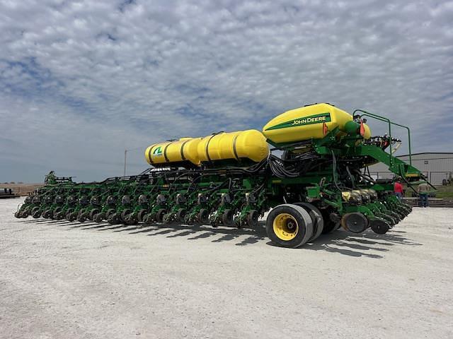 Image of John Deere DB90 equipment image 4