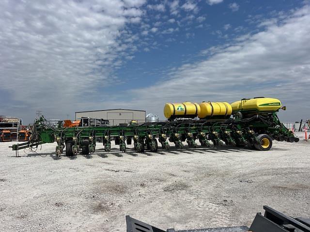 Image of John Deere DB90 equipment image 3