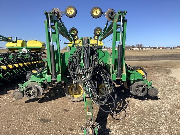 Image of John Deere DB90 equipment image 3