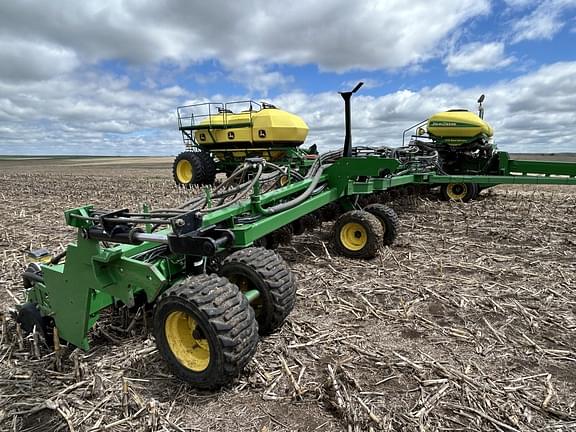 Image of John Deere DB90 Primary image