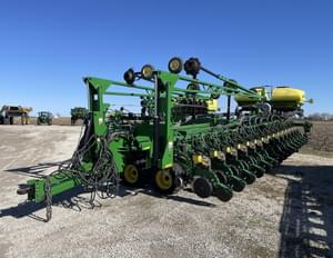 2014 John Deere DB90 Image