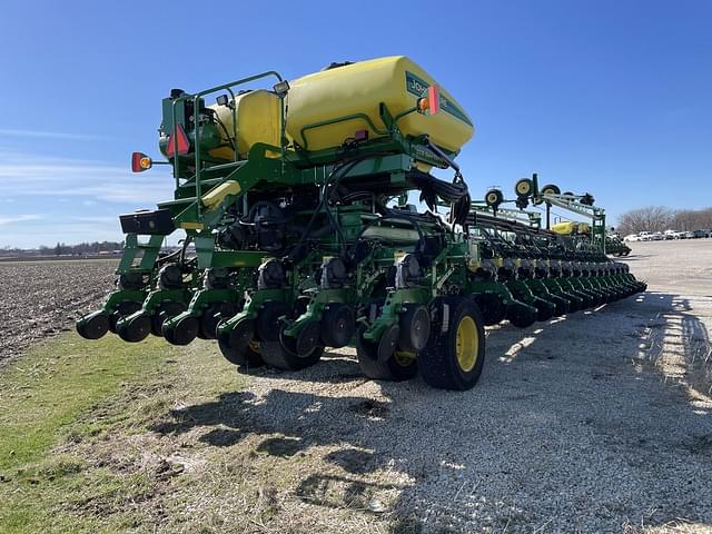Image of John Deere DB90 equipment image 4