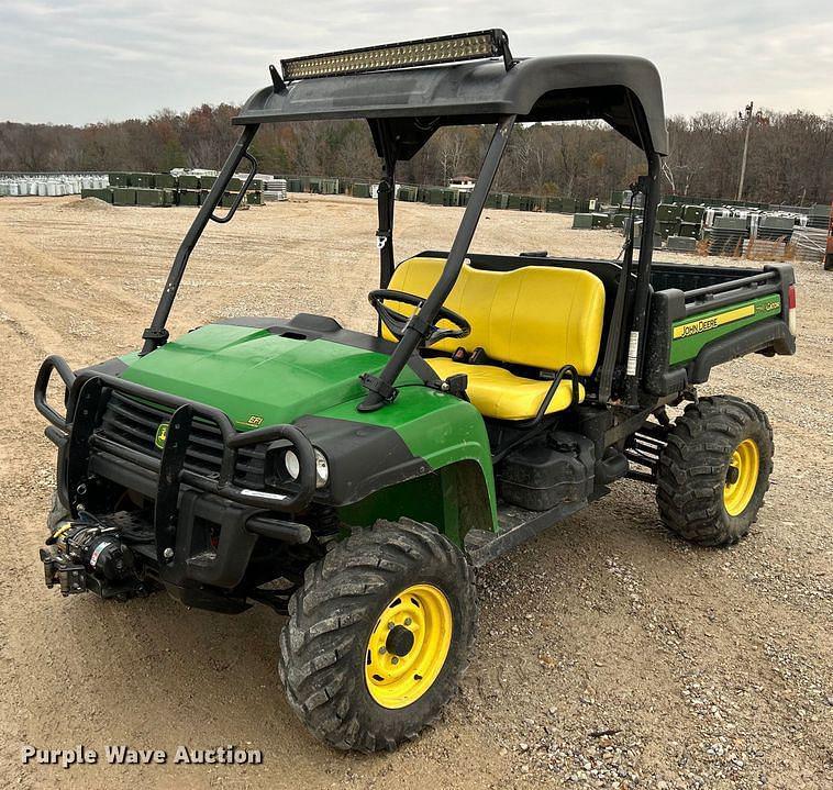 Image of John Deere Gator 825 Primary image