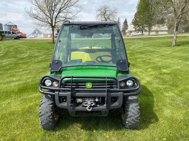 Image of John Deere Gator XUV 825i equipment image 1