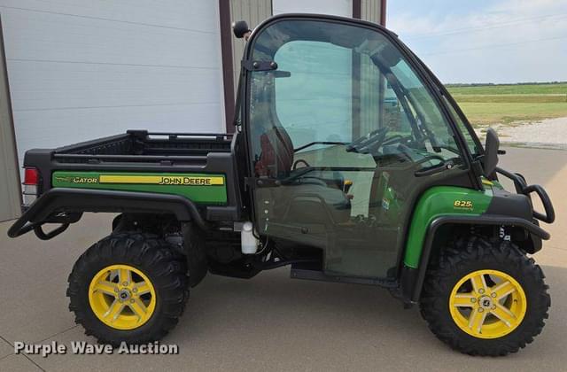 Image of John Deere Gator XUV 825i equipment image 3