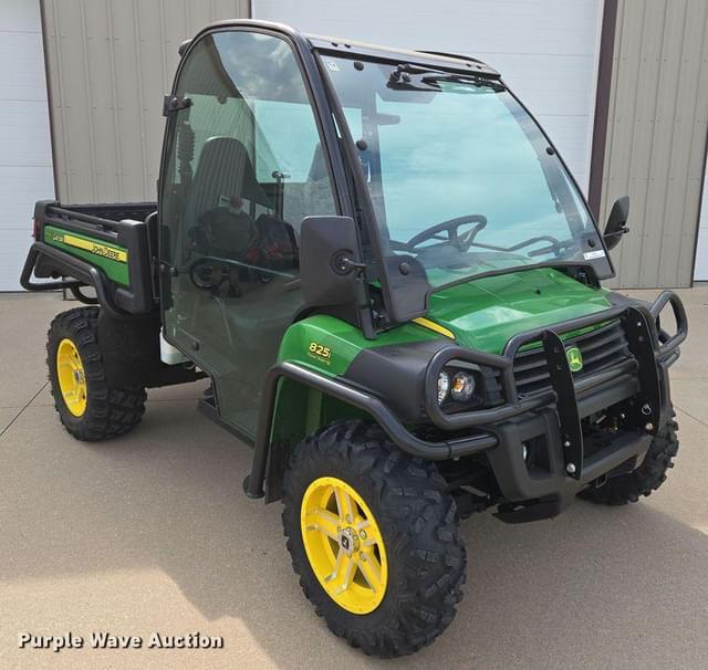 Image of John Deere Gator XUV 825i equipment image 2