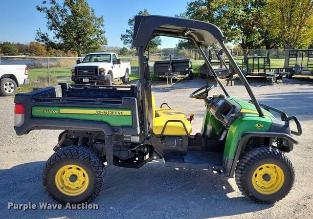 Image of John Deere Gator XUV 825i equipment image 3