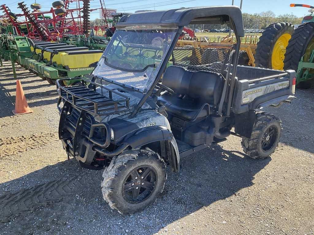 Image of John Deere Gator XUV 825i Primary image