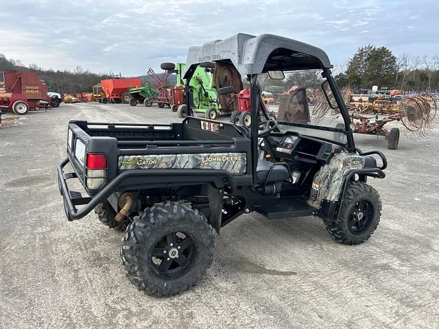 Image of John Deere Gator XUV 825i equipment image 4