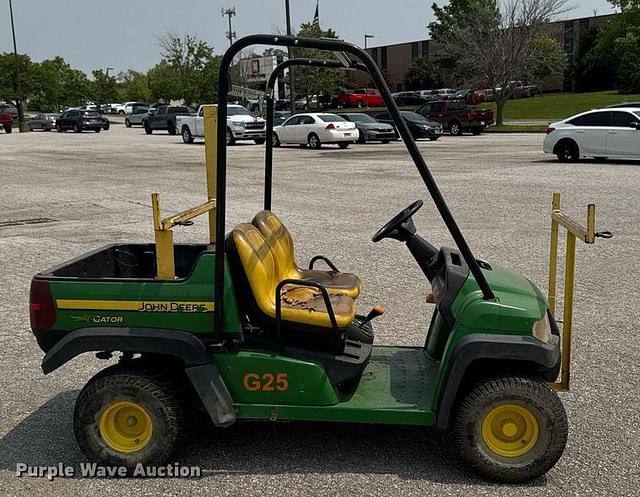 Image of John Deere Gator equipment image 3