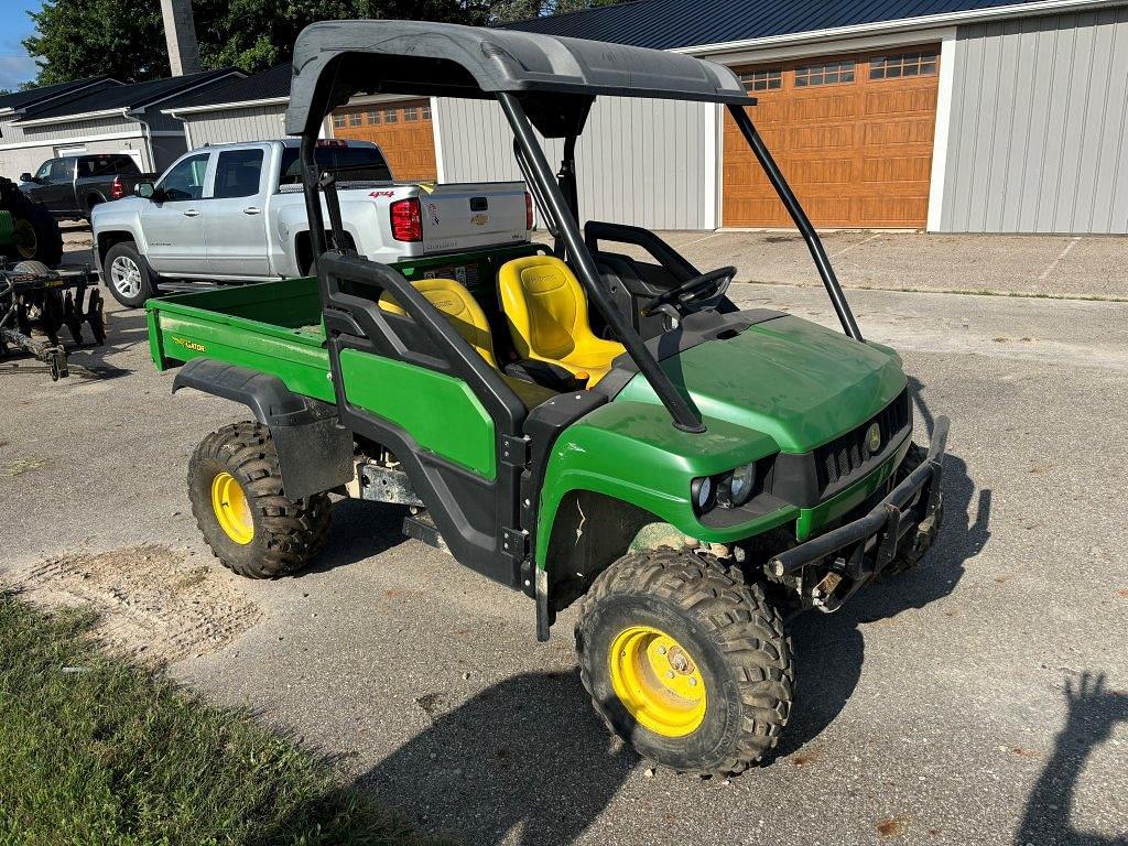 Image of John Deere Gator Primary image