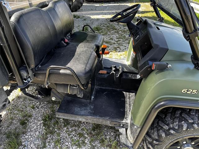 Image of John Deere XUV 625i equipment image 4