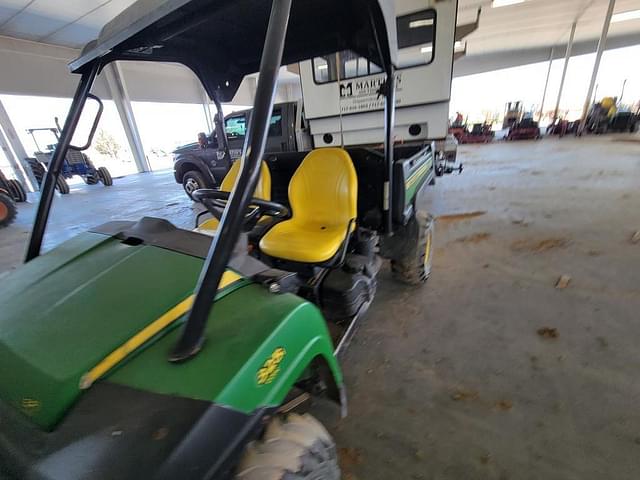 Image of John Deere Gator XUV 825i equipment image 2