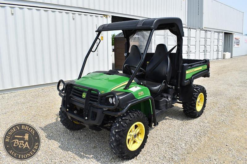 Image of John Deere Gator XUV 825i Primary image