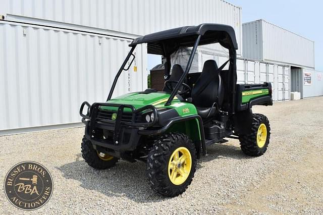 Image of John Deere Gator XUV 825i equipment image 1