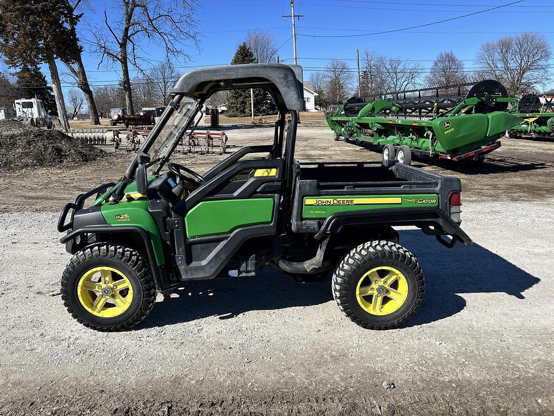 Image of John Deere Gator XUV 825i Primary image