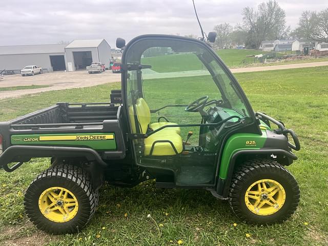 Image of John Deere Gator XUV 825i equipment image 1