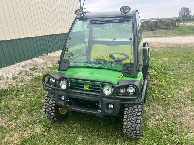 Image of John Deere Gator XUV 825i equipment image 2