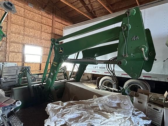 Image of John Deere H480 equipment image 1