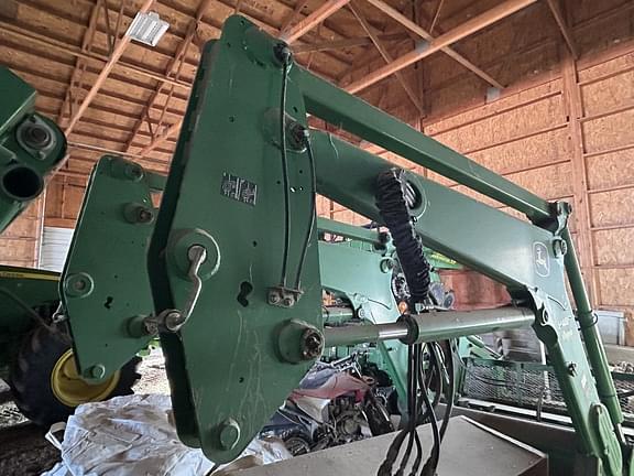 Image of John Deere H480 equipment image 2