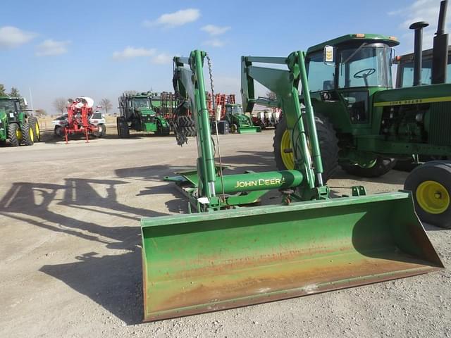 Image of John Deere H480 equipment image 1