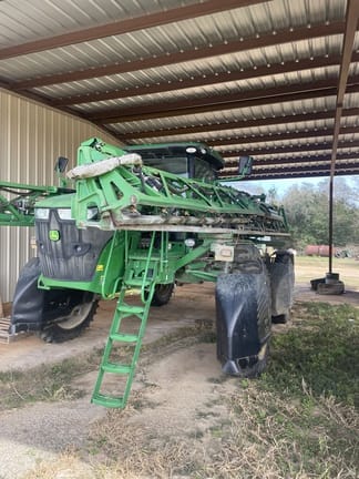 2014 John Deere R4030 Equipment Image0