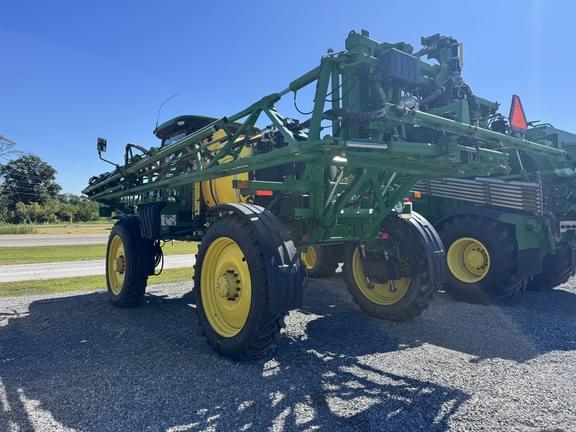 Image of John Deere R4030 equipment image 2