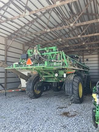 Image of John Deere R4030 equipment image 1