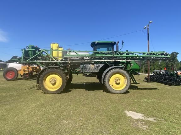 Image of John Deere R4030 equipment image 1