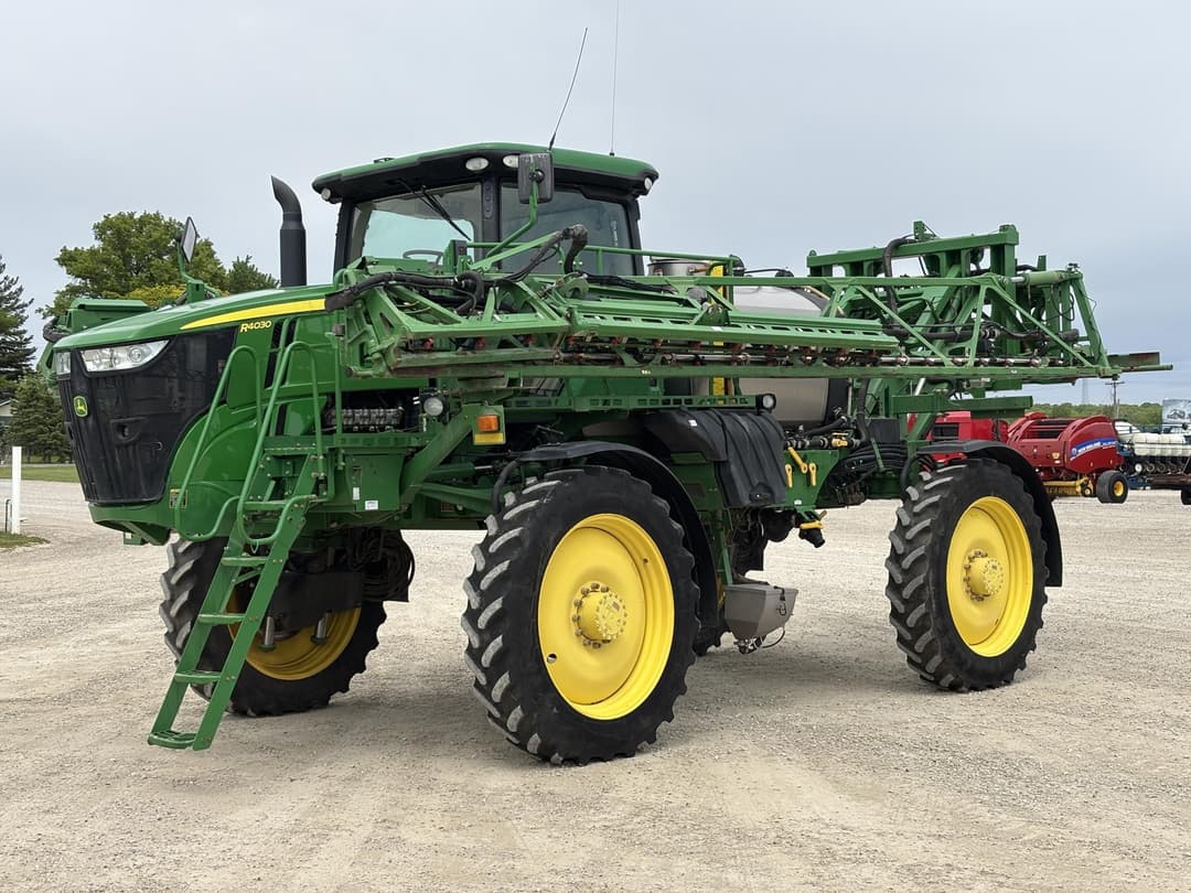 Image of John Deere R4030 Primary image