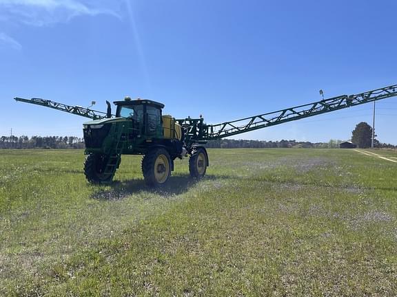 Image of John Deere R4030 equipment image 1