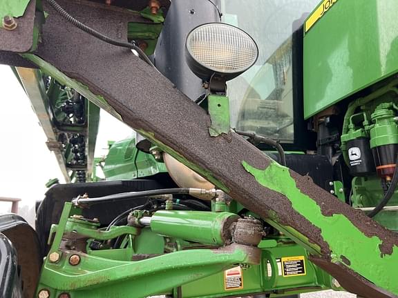 Image of John Deere R4030 equipment image 1