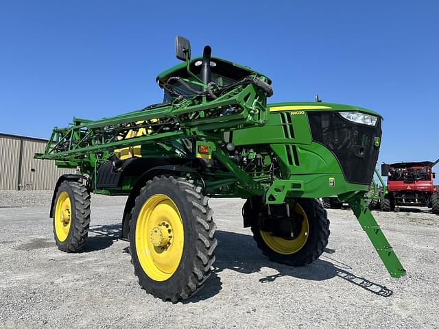 Image of John Deere R4030 equipment image 3