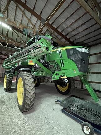 Image of John Deere R4030 equipment image 1