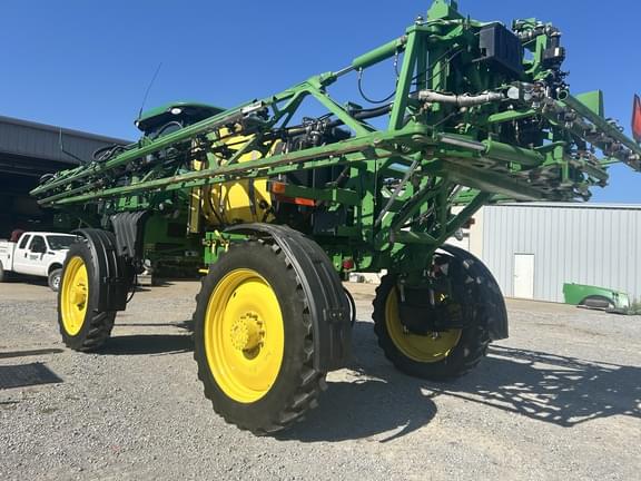 Image of John Deere R4030 equipment image 3