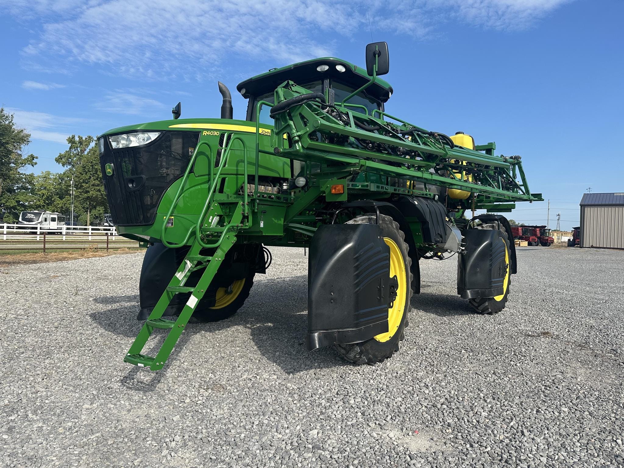 2014 John Deere R4030 Equipment Image0
