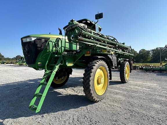 Image of John Deere R4030 equipment image 2