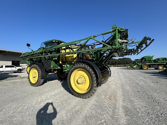 Image of John Deere R4030 equipment image 3