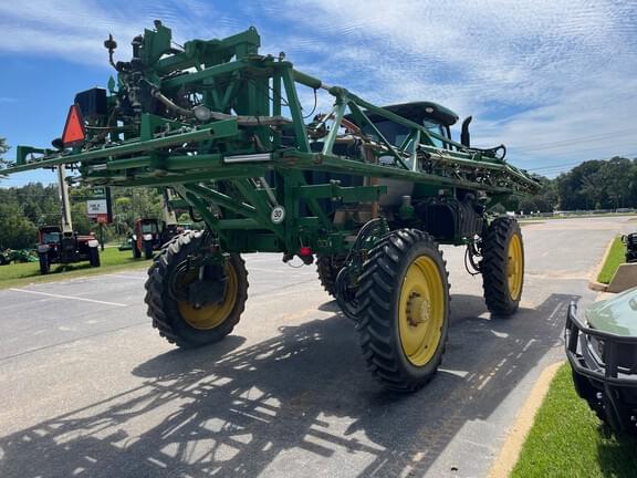 Image of John Deere R4030 equipment image 2